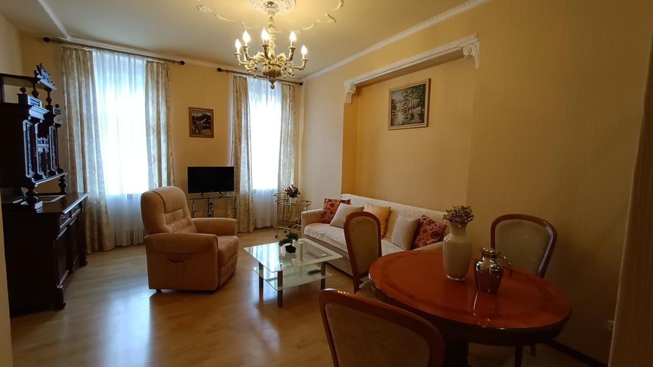 Apartments Stubsi With Colonnade View KLV Exterior foto